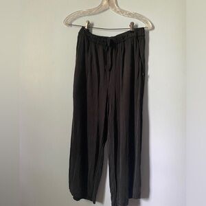 Lululemon flowy capri